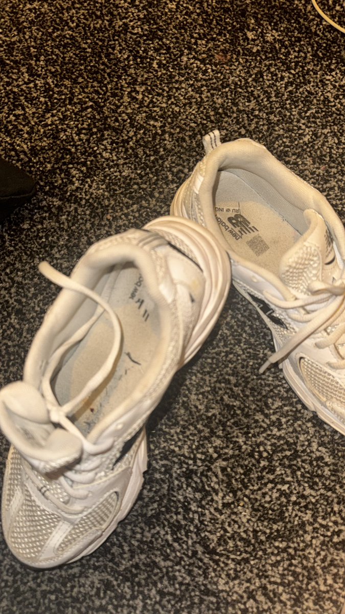 like this post if you would love to inhale my dirty gym socks.