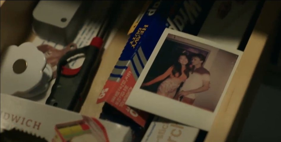 lolaspumpkin's tweet photo. GUYS HE STARTED WRITING THE FIRST LETTER LOOKING AT THE POLAROID. IM SHAKING. https://t.co/VUTkJAk2Cc