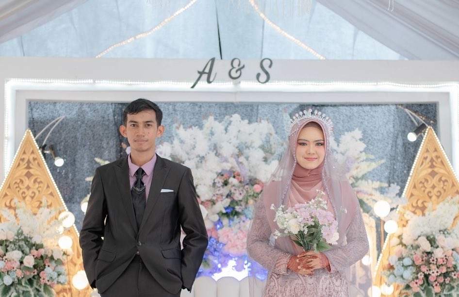 suhanto_'s tweet photo. You are the apple of my eye https://t.co/QaetbBefpe