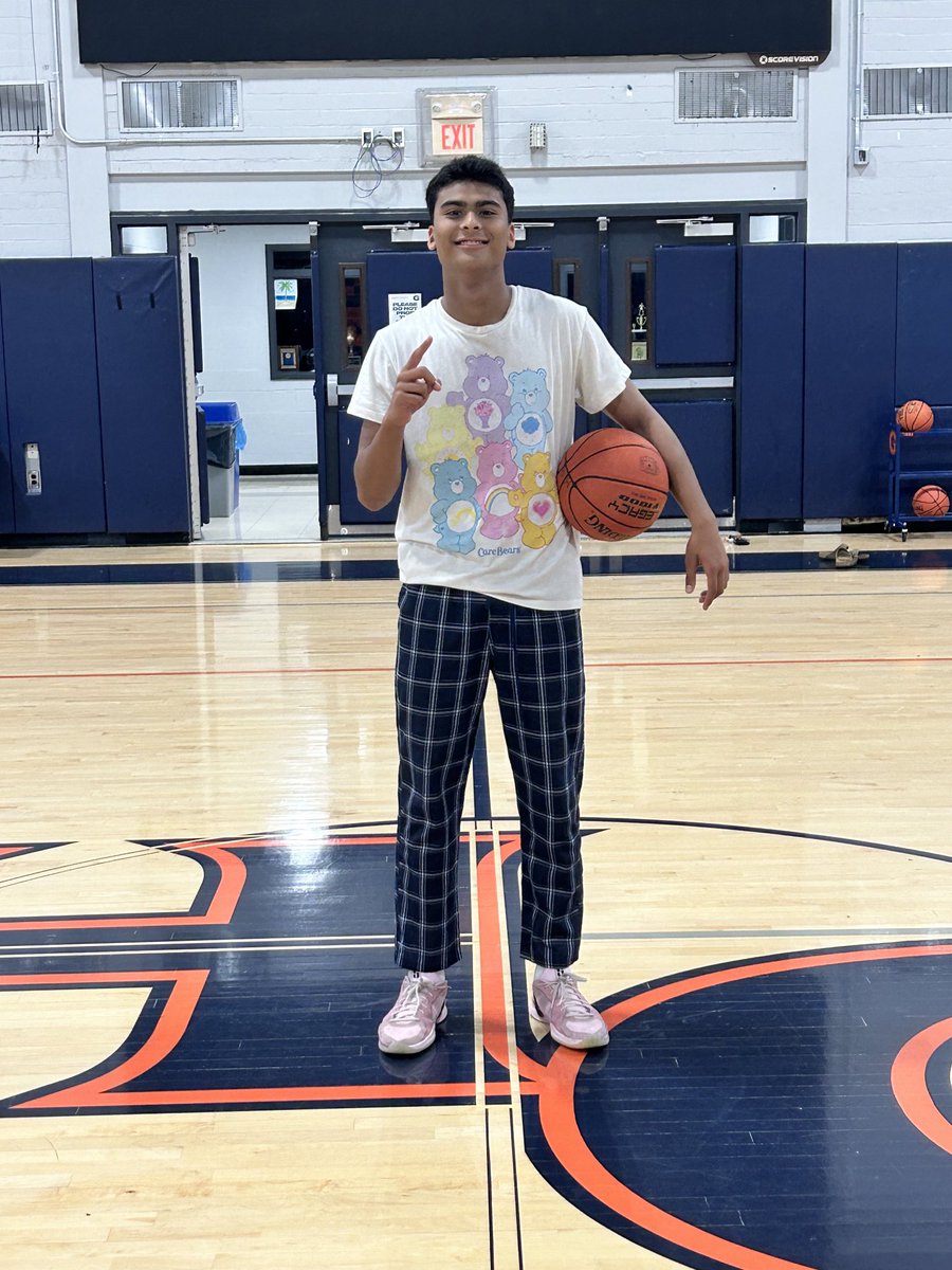 Coach Clinch tweet media