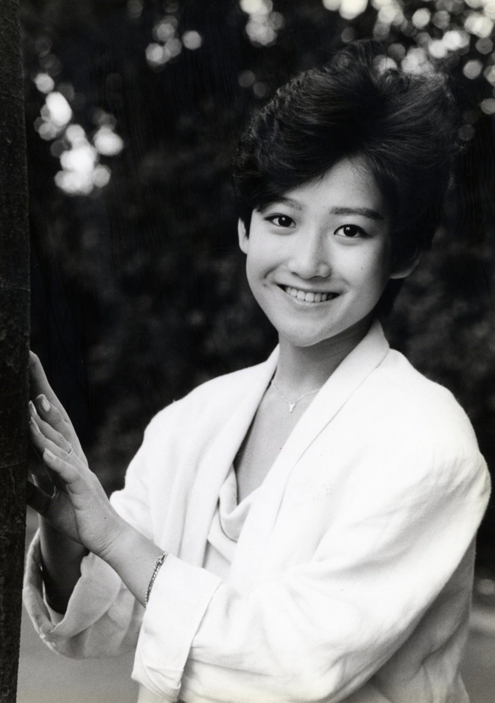 岡田菊恵、【シンデレラごっこ】、希少な額装用画集より、新品額装付、状態良好 Amazon.co.jp: 1st アルバム「シンデレラ」(UHQCD) - 岡田有希子