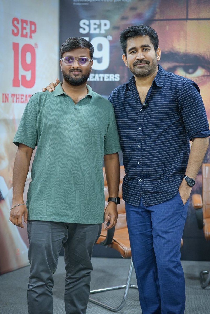 Who's music a kind of Vibe 🎧🤙
Who's kind of scripts selection is very unique 🙌
It's a great pleasure to met The Multifaceted <a href="/vijayantony/">vijayantony</a> garu , thank you sir for your warmth and love, wishing you the best for #Bhadrakaali &amp; all your future endeavours ✨
#BhadrakaaliFromSep19