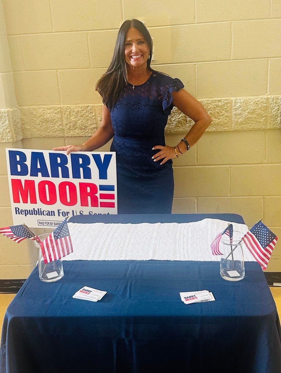 BMooreSenate's tweet photo. Team Moore was proud to be represented at the St. Clair County Alfa meeting! 💪 Our campaign is growing strong thanks to grassroots support across Alabama. Together, we’re building momentum for the U.S. Senate! 🇺🇸
#TeamMoore #USSENATE #ALPolitics #ALFA #FarmingFeedsAlabama https://t.co/dslCRbz4yI