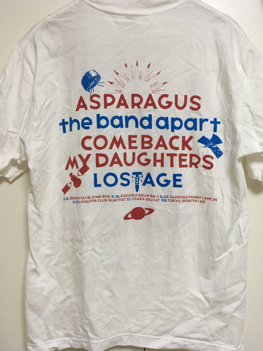 Top_40_Age's tweet photo. #883 BKTS TOUR 2012 (にステッカーを添えて)
ASPARAGUS、the band apart、COMEBACK MY DAUGHTERS、lostageの合同ツアーTシャツ。
#マーチャンダイズ記録シリーズ #ASPARAGUS #thebandapart #ComebackMyDaughters #CBMD #lostage #BKTS https://t.co/hMBQUgPEun