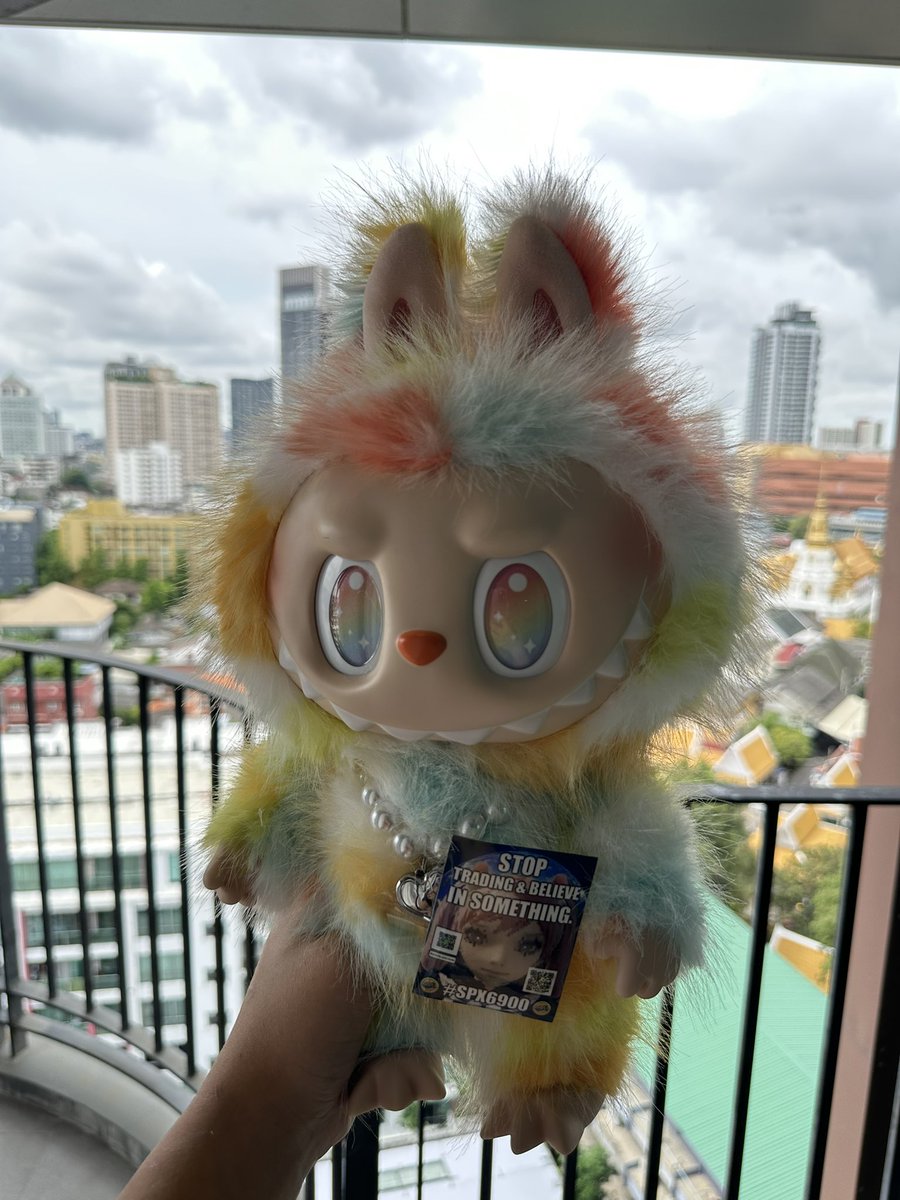 ladytweb3cmo's tweet photo. Caught this rare cutie believing 💛 https://t.co/NH8N2KHZLH