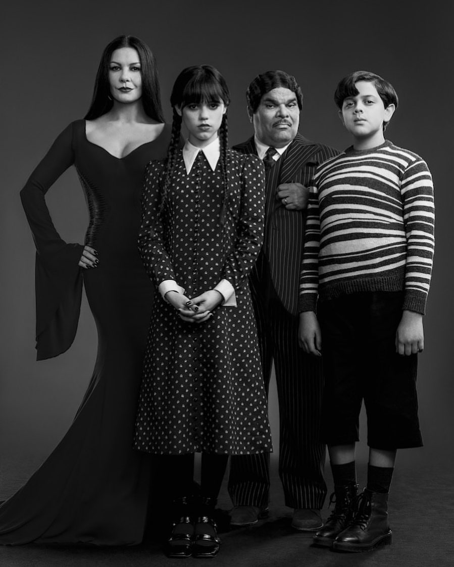 𝙒𝙚𝙙𝙣𝙚𝙨𝙙𝙖𝙮 ᴿᴾ › <a href="/NtflxtvRP/">Netflix Plataform ᴿᴾ (Parody account)</a>
New serie › #WednesdayRP

The Addams family.