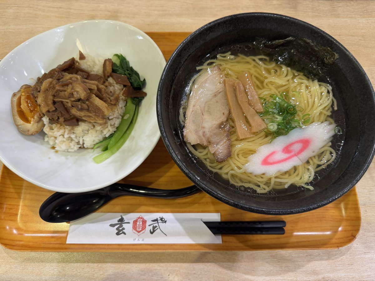 楽天モバイル16e審査落ち、、、
まだ許してくれないんですね😭

フードコートに飯食いに来ただけおじさん