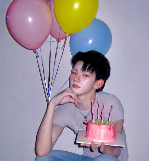 kritplug's tweet image. 𝑯𝒂𝒑𝒑𝒚 𝑩𝑫𝒂𝒚 𝒕𝒐 𝒕𝒉𝒆 𝒎𝒐𝒔𝒕 𝒃𝒆𝒂𝒖𝒕𝒊𝒇𝒖𝒍, 𝒕𝒂𝒍𝒆𝒏𝒕𝒆𝒅, 𝒂𝒏𝒅 𝒄𝒖𝒕𝒆 𝒔𝒊𝒏𝒈𝒆𝒓. 𝑷𝒍𝒖𝒈𝒈𝒚, 𝒚𝒐𝒖'𝒓𝒆 𝒑𝒉𝒆𝒏𝒐𝒎𝒆𝒏𝒂𝒍.  😺🎂

𝑾𝒆 𝒍𝒐𝒗𝒆 𝒚𝒐𝒖 𝒔𝒐 𝒎𝒖𝒄𝒉 💝

#PLUGGY_PERSES #happyPLUGGYday #PERSES_TH #PERSES