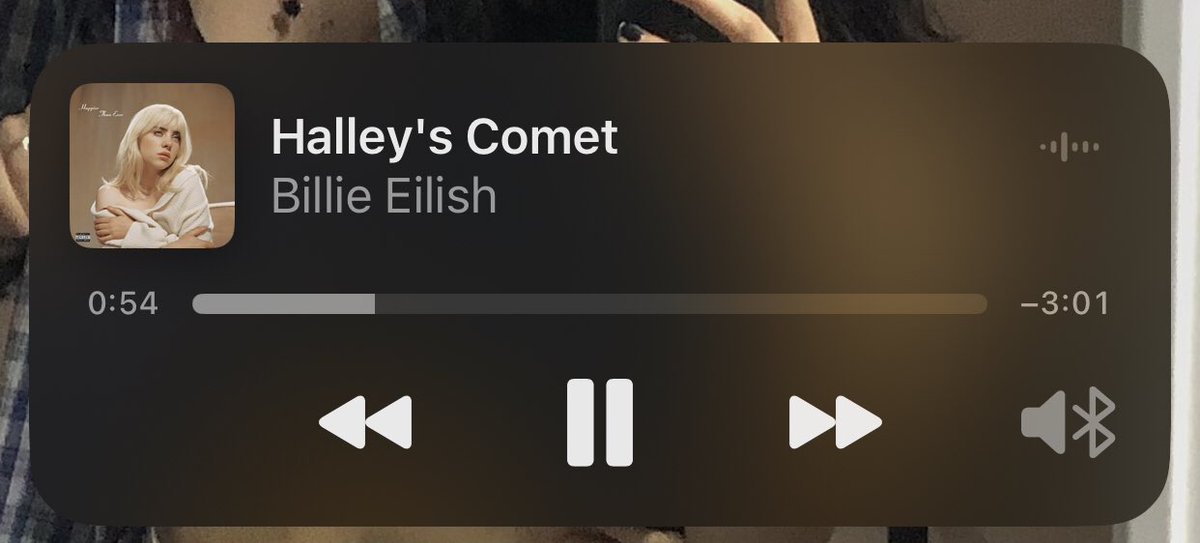 Agus__2204's tweet photo. Nunca me cansaré de escuchar este temon  de la grandísima billie eilish 🕯️✨ https://t.co/FWUcQZchbZ