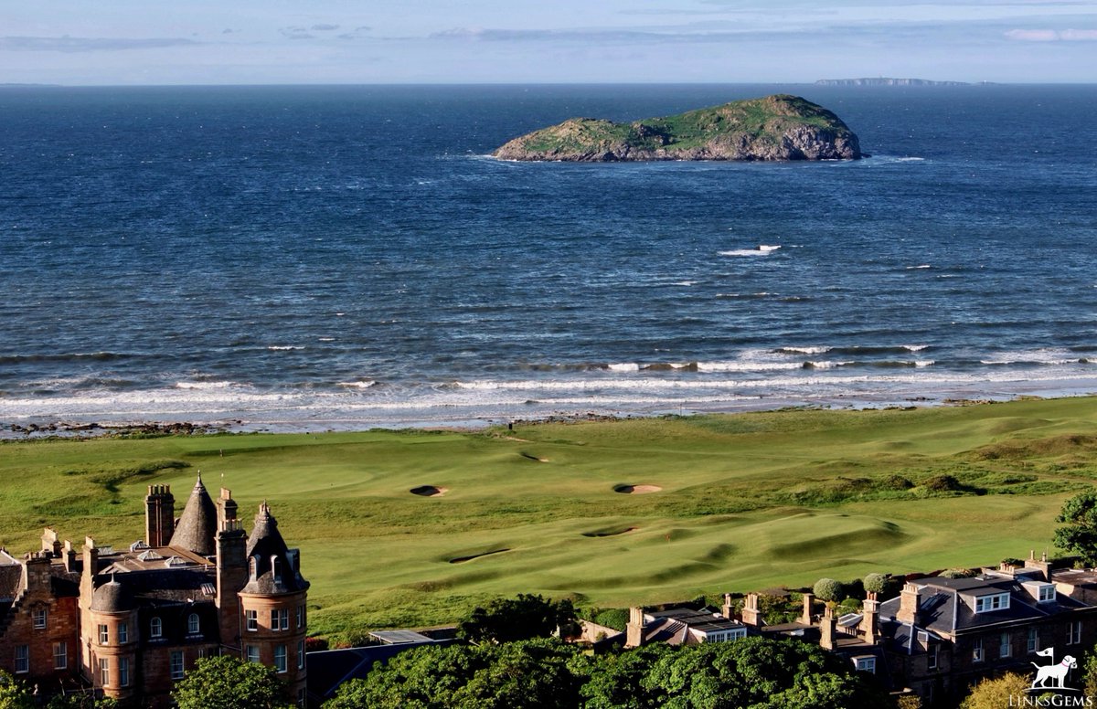 LinksGems's tweet photo. On the 🇬🇧🇮🇪 future #WalkerCup venues front, there really is only one choice:

The North Berwick Golf Club

I can’t believe NB has never hosted a Walker Cup. And frankly, I just don’t want to live in a world where we never get to see the best amateurs in the world trying to close matches on 13, 14, 15, 16 and 17 here - that may be the most compelling stretch of match play golf holes on the planet.

This needs to happen in my lifetime.