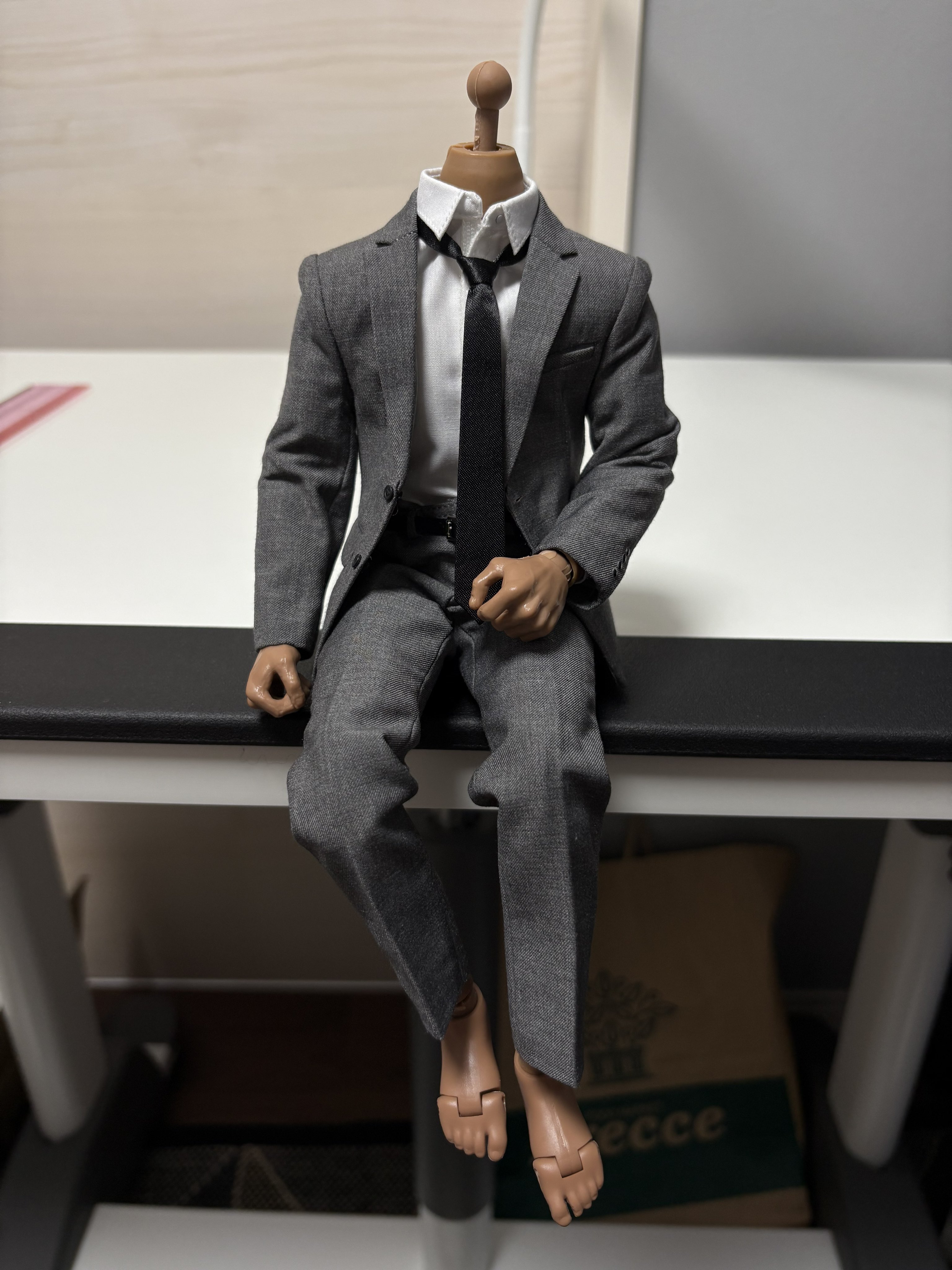 フィギュア スーツスタイル タバコ持ち フィギュア スーツスタイル タバコ持ち Manipple 1/12 MP32B