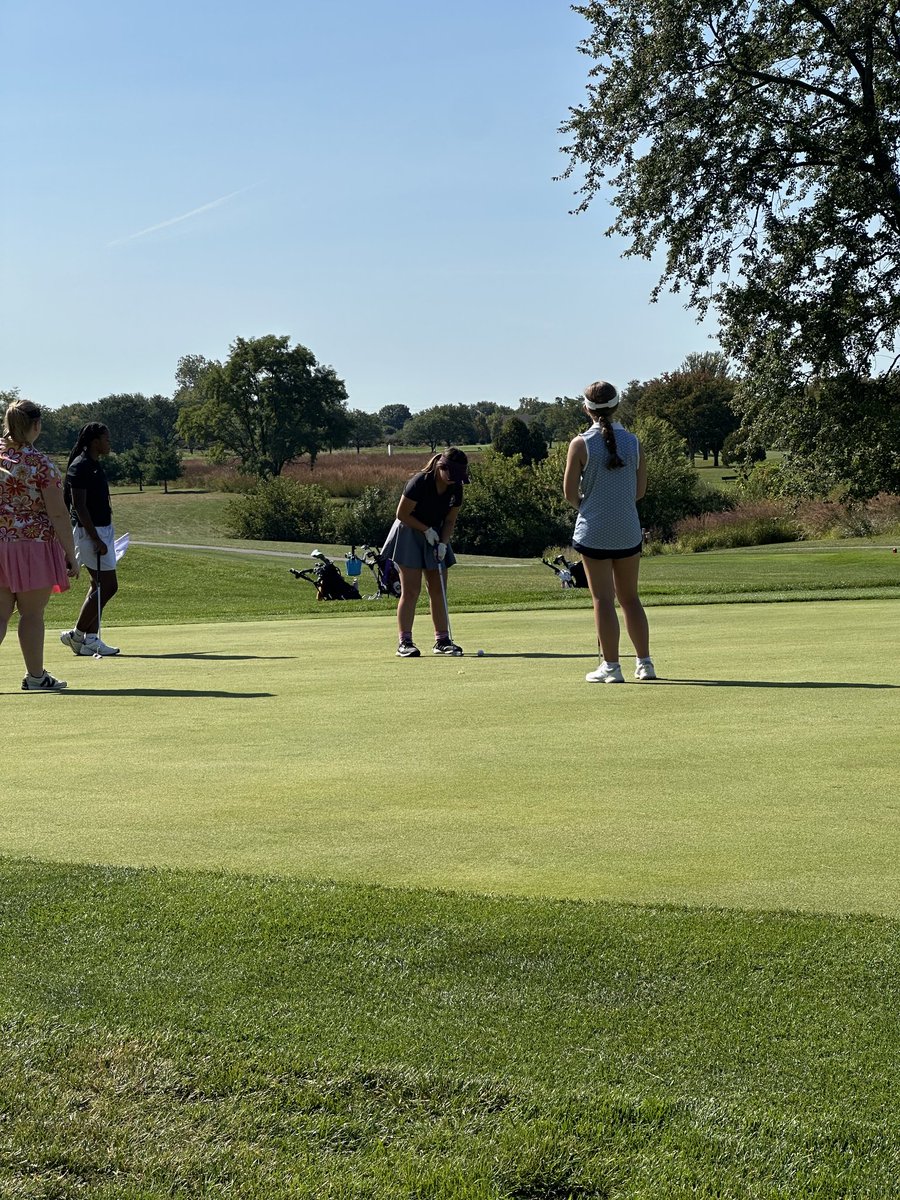LCHS_GGolf's tweet photo. LC Girls Golf Team competed in the Marion Co Championship today. Olivia Isaac led team with a season low round. Season best performance also turned in by Junior Ayanna Homsy.  #lc_golfgirls #lchsbears #lchs #lchs_ggolf #LCHSAthletics #golf #indianagolf https://t.co/4oVIthDMOT