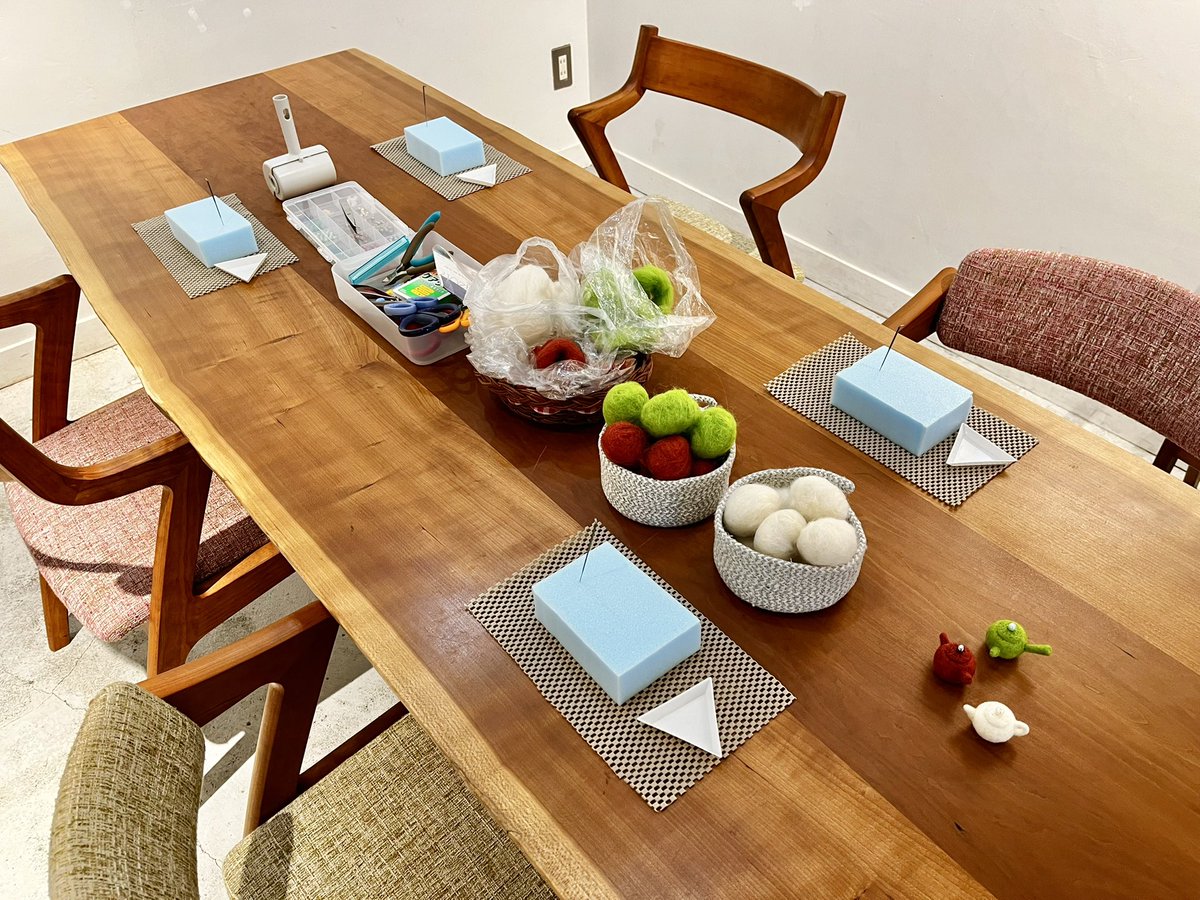 らしゃごと始まってます〜！
19:00までお待ちしております🫖✨
#らしゃごと