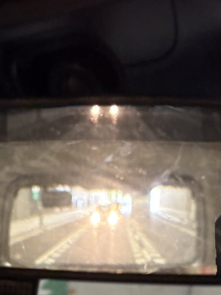 今日のハイビーム
マジ車乗んなやー
