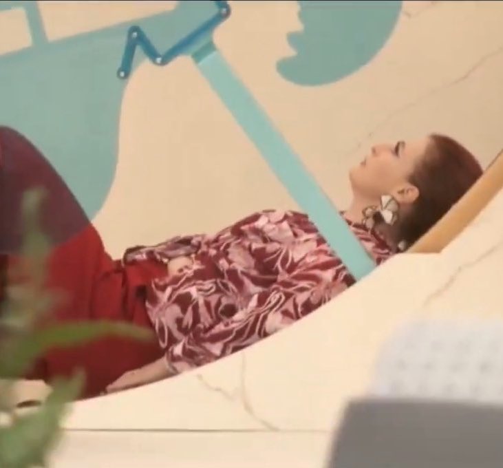 In 2023 I sat down to watch a little show called Reindeer Games and thought, “Oh! This is so low-stakes and cute, and I’ll forget about it immediately!” Little did I know this show would haunt me so deeply in 2025. #BB27