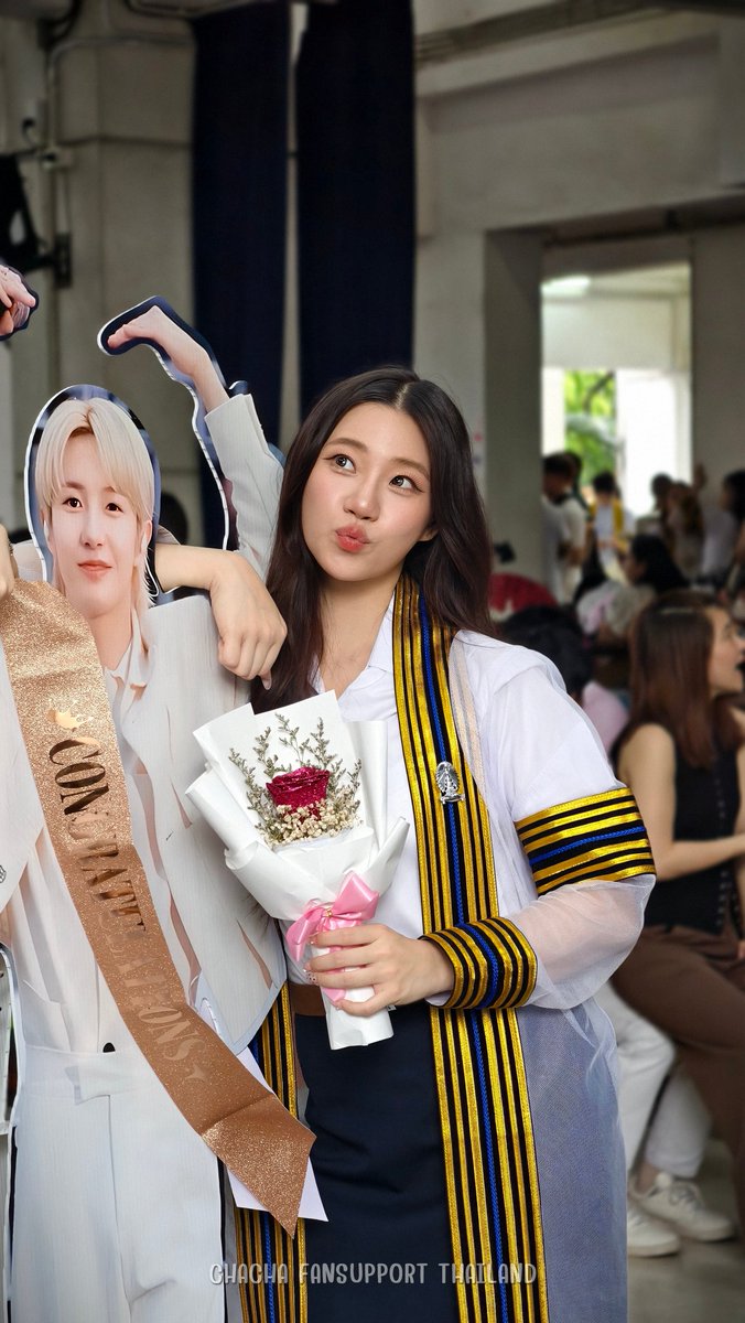 Chacha_FansTH's tweet photo. CHACHA | วันซ้อมรับปริญญา 07.09.2025 🎓🎉

#ชาช่า #ชาช่ากนกรักษ์ #CHACHA #ChachaKanokrak #fyp #ChachaLifeStyle #TeamChacha #ChachaGraduated2025 https://t.co/RF4jZ33xDc