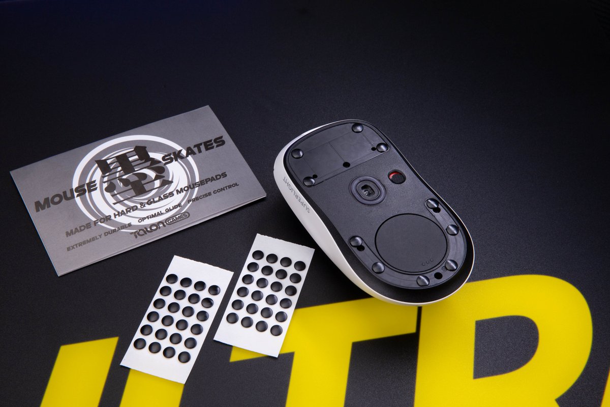 TALONGEMS_US's tweet photo. 🎮TALONGAMES🎮
🖤墨 Series Mouse Skates🖤

[Made with UHMW-PE material]
[Engineered for long-lasting durability, delivering consistent glide and reliable control game after game]

#mouseskate #mousepads #talongames #gaming #mousefeet https://t.co/lWkke84NfF