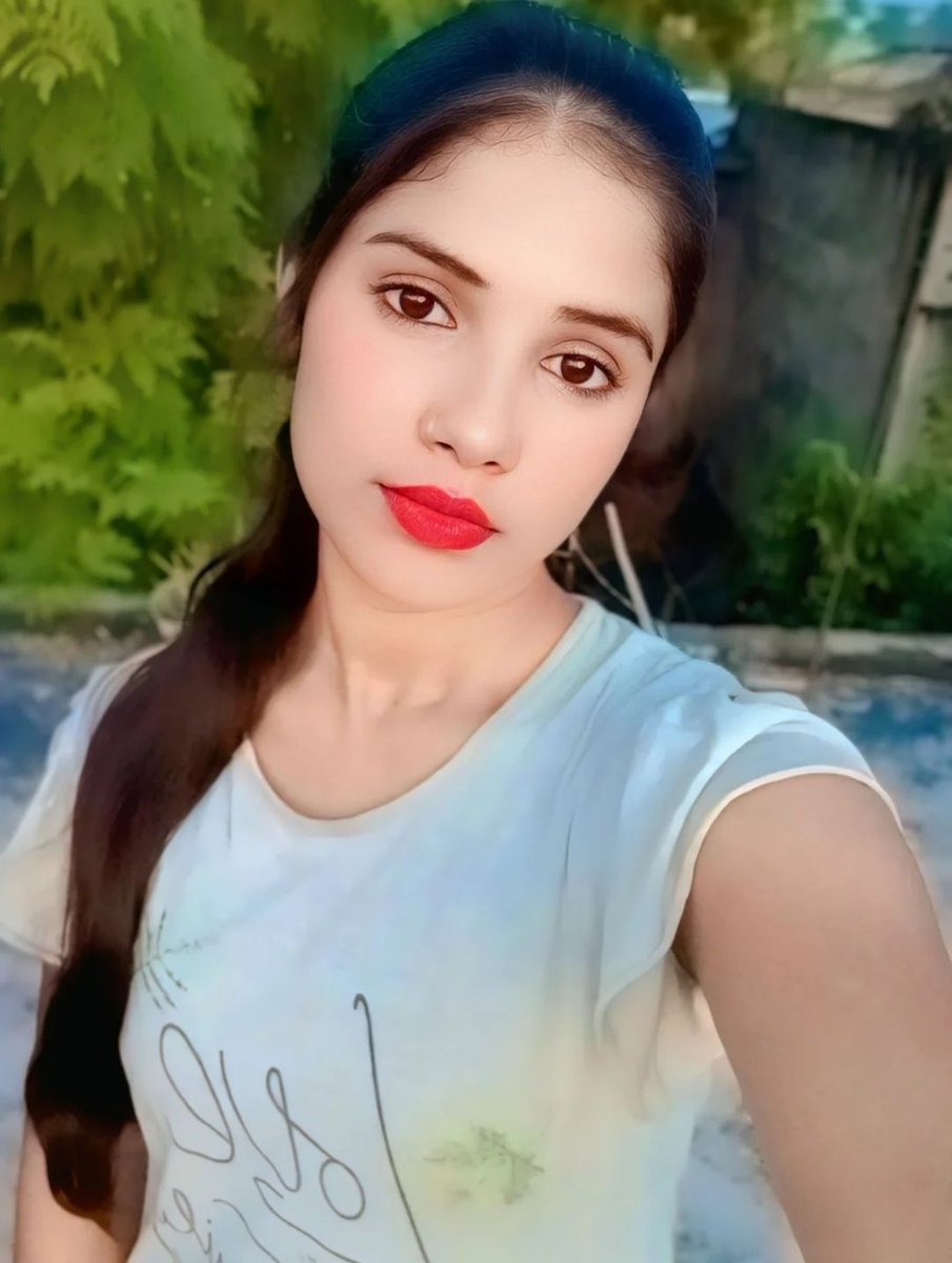 😂🌞 सुप्रभात 🌞😂
“उठ जाओ दोस्तों… वरना सपनों में जो चाय पी रहे हो,
वो भी ठंडी हो जाएगी! ☕🤣”😻🙈🥰