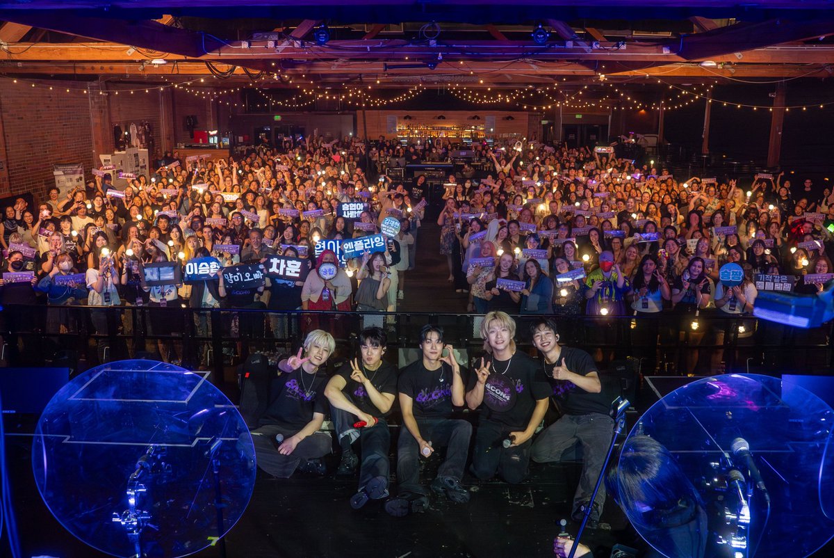 N.FLYING [&amp;CON4: FULL CIRCLE]
in SEATTLE, WA!

<a href="/NFlyingofficial/">엔플라잉 (N.Flying)</a> 
#엔플라잉 #NFLYING #엔콘 #FULL_CIRCLE