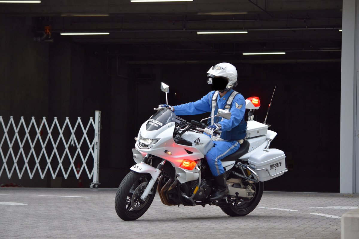交機329 tweet media