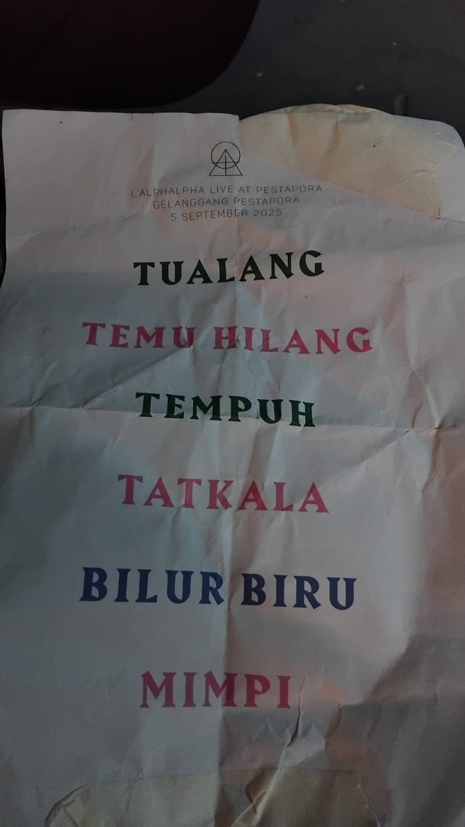 <a href="/medindin/">Anklebiters</a> <a href="/L_alphalpha/">L'Alphalpha</a> Nimbrunggggg! Emang sebagus itu ini band wkwkw