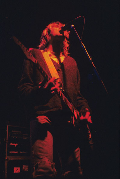 hourly kurt cobain (@hourly_cobain) on Twitter photo 