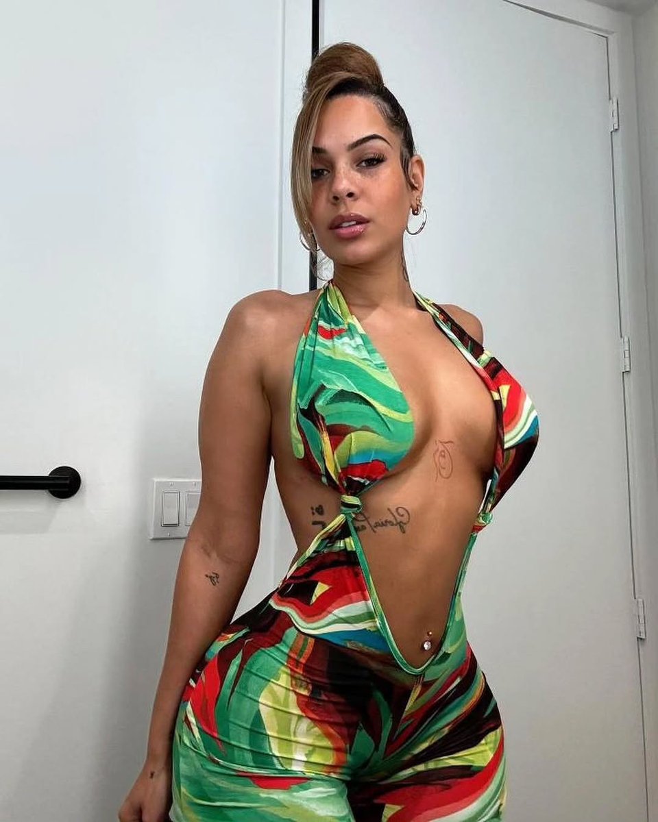 RealAmirahDyme1's tweet photo. Real lady, papi! 😘 https://t.co/nUNEqHLamW