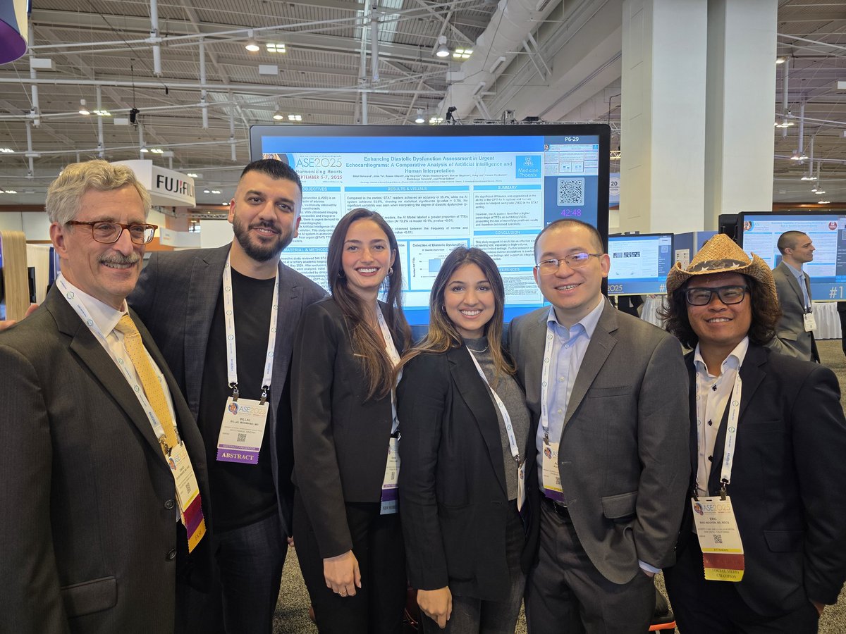 uazphxcards's tweet photo. From the #Phoenix desert to #Nashville honky tonks! Our @UAZMedPhoenix team brought the echo spirit to #ASE2025—presenting research, meeting new ASE President @DavidWienerMD, and connecting with echo legends. Hot chicken, great science, and even better company! #echofirst #ACCFIT https://t.co/nTvRx3tjVk