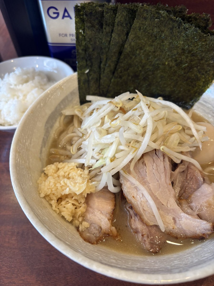 kibunnohanpen's tweet photo. ミニしおラーメン
ニンニク増し・ヤサイ少なめ・海苔増し
味玉🙏
麺屋づかちゃん https://t.co/LeuLYC4Sff