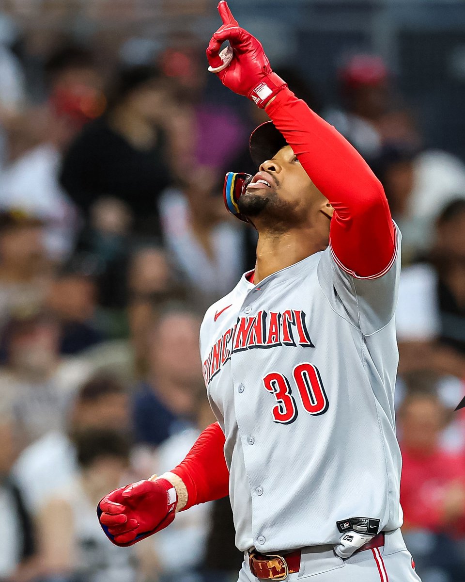 CincyProblems's tweet image. Mets lose. Reds win.

The Cincinnati Reds are 3 games out of a playoff spot with 17 games left to play. 

Do you believe in miracles