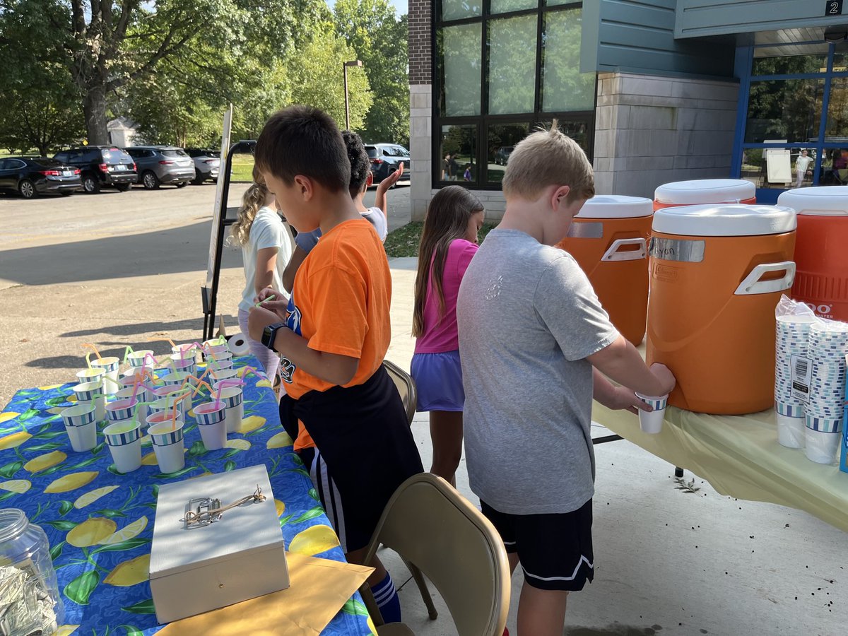 LoweLibrary tweet media