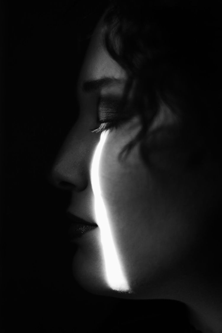 #PensieroDelMattino 
"La speranza è la luce che guida il cuore attraverso le tempeste più oscure." 🌸

#BuongiornoATutti ☕
#10Settembre