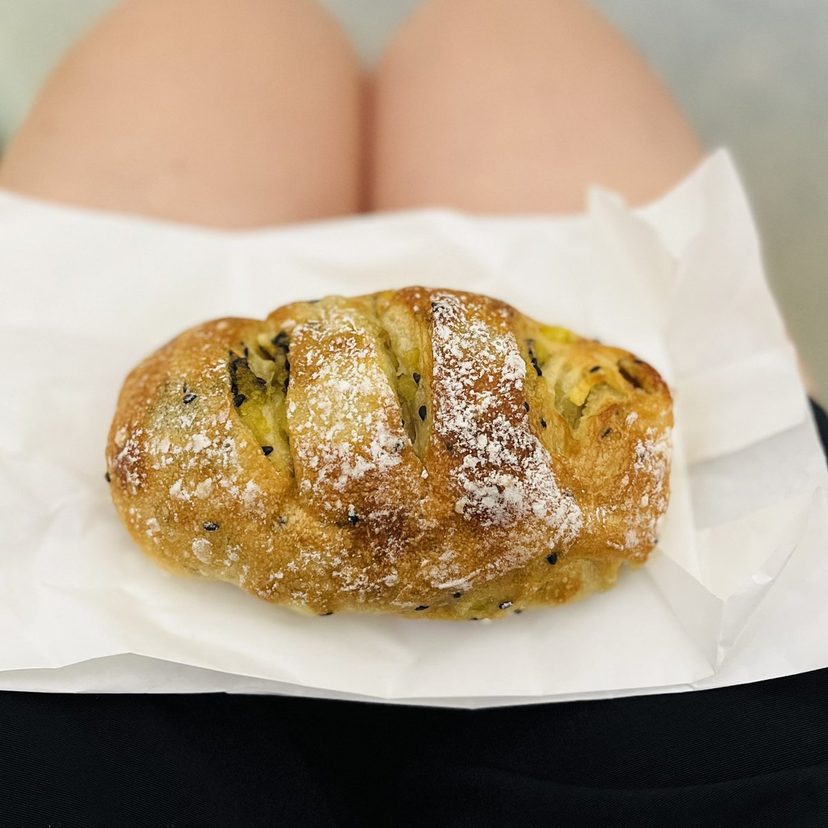 パン屋mottoさんの秋の新作「おいものロデブ」うまー👀