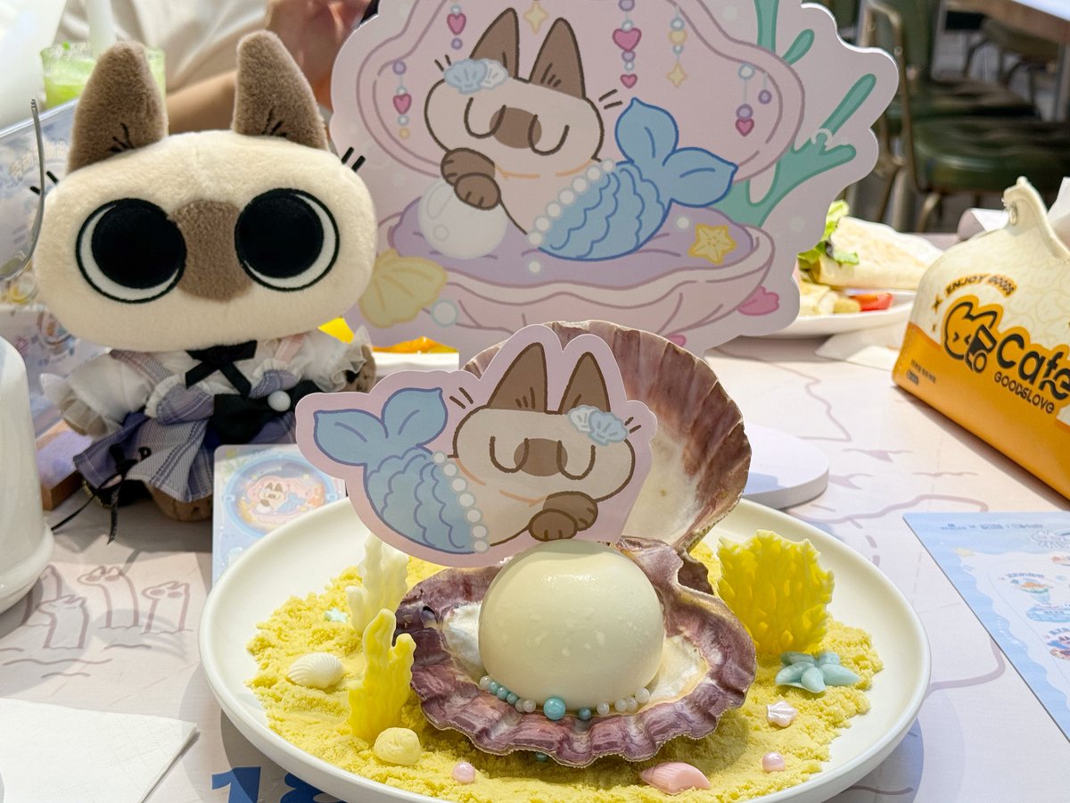 ggtdydnp's tweet photo. #シャム猫あずきさんは世界の中心

Azukisanレストラン in Guangzhou China https://t.co/6nMhRGaxZw