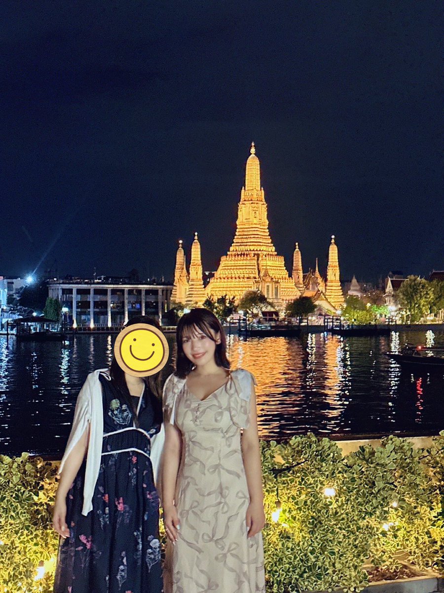 meari0201's tweet photo. ９月もまだまだ暑いね🥵

この前🇹🇭に初めて行きました✨
ピンクのガネーシャ想像以上に蛍光ピンクでびっくり！🥺

ホテルとごはんが安すぎて円安でも嬉しい気持ち🥴💭 https://t.co/UE4hJSNMao