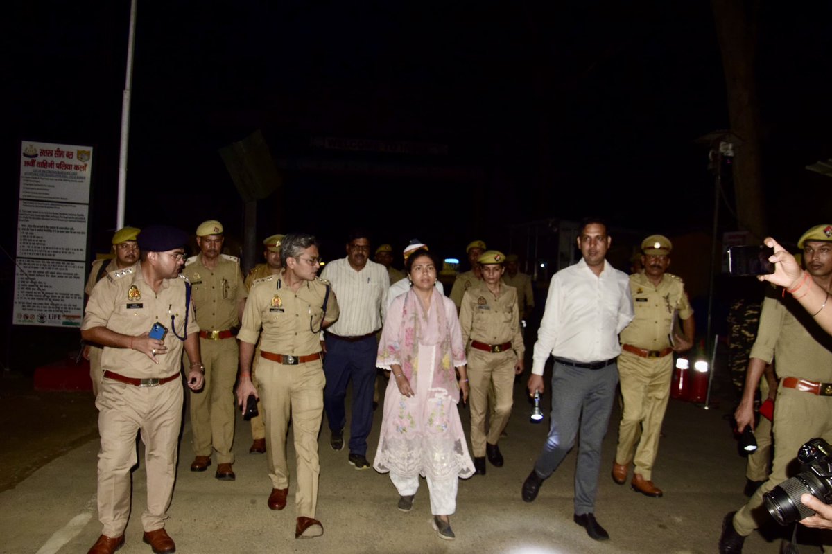 Durga Shakti Nagpal tweet media