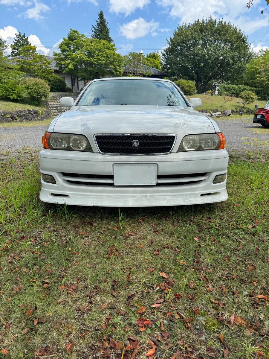 37r494's tweet photo. 代理で出品します。
チェイサー ツアラーV 
2000年式(H12)
走行距離13万(少し伸びます)
修復歴ナシ
サーキット走行ナシ
220万
詳細は下に記載
#車売ります
#チェイサー https://t.co/OdhSA0jBNY