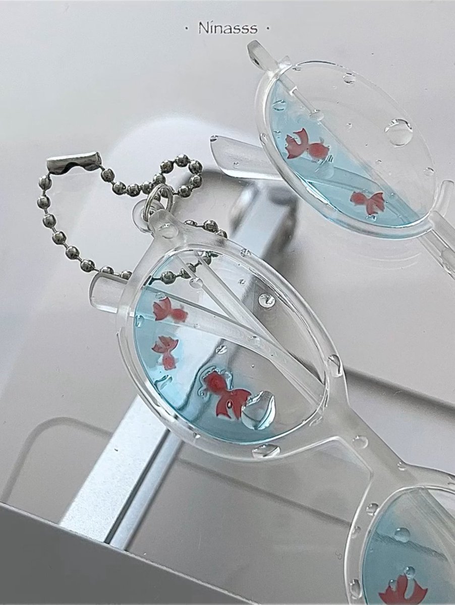 🫧🐟👓
©️Ninasss（From Red Note）