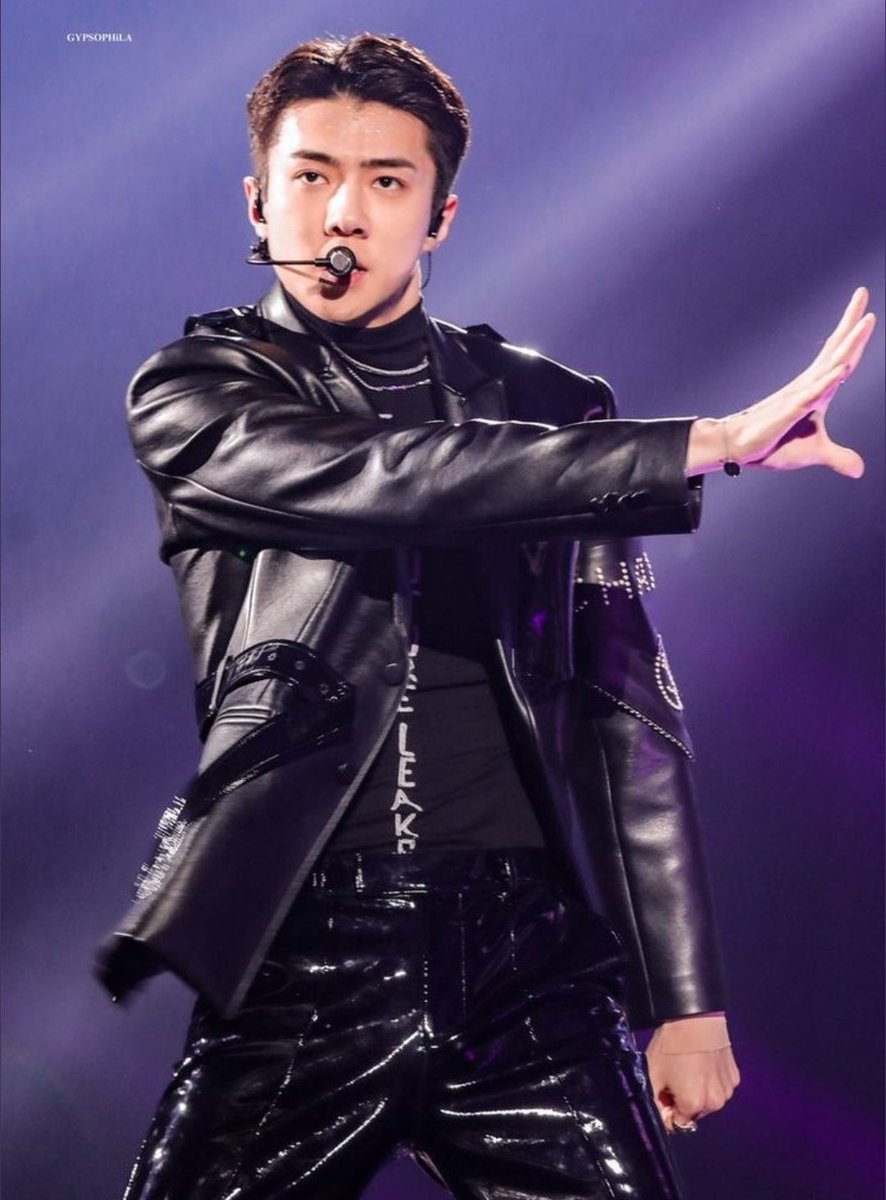 About Music tweet media