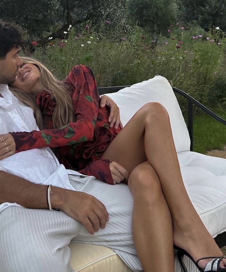 hiidrance's tweet image. „Kiedy człowiek ma wszystko do stracenia, zrobi wszystko, żeby to ocalić”

💜To, co chcemy zostawić za sobą(Things We Left Behind) - Lucy Score

#tocochcemyzostawiczasoba #thingsweleftbehind #lucyscore #knockemout #twitteroweksiążkary