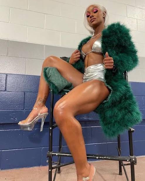 Beyonce fake tweet media