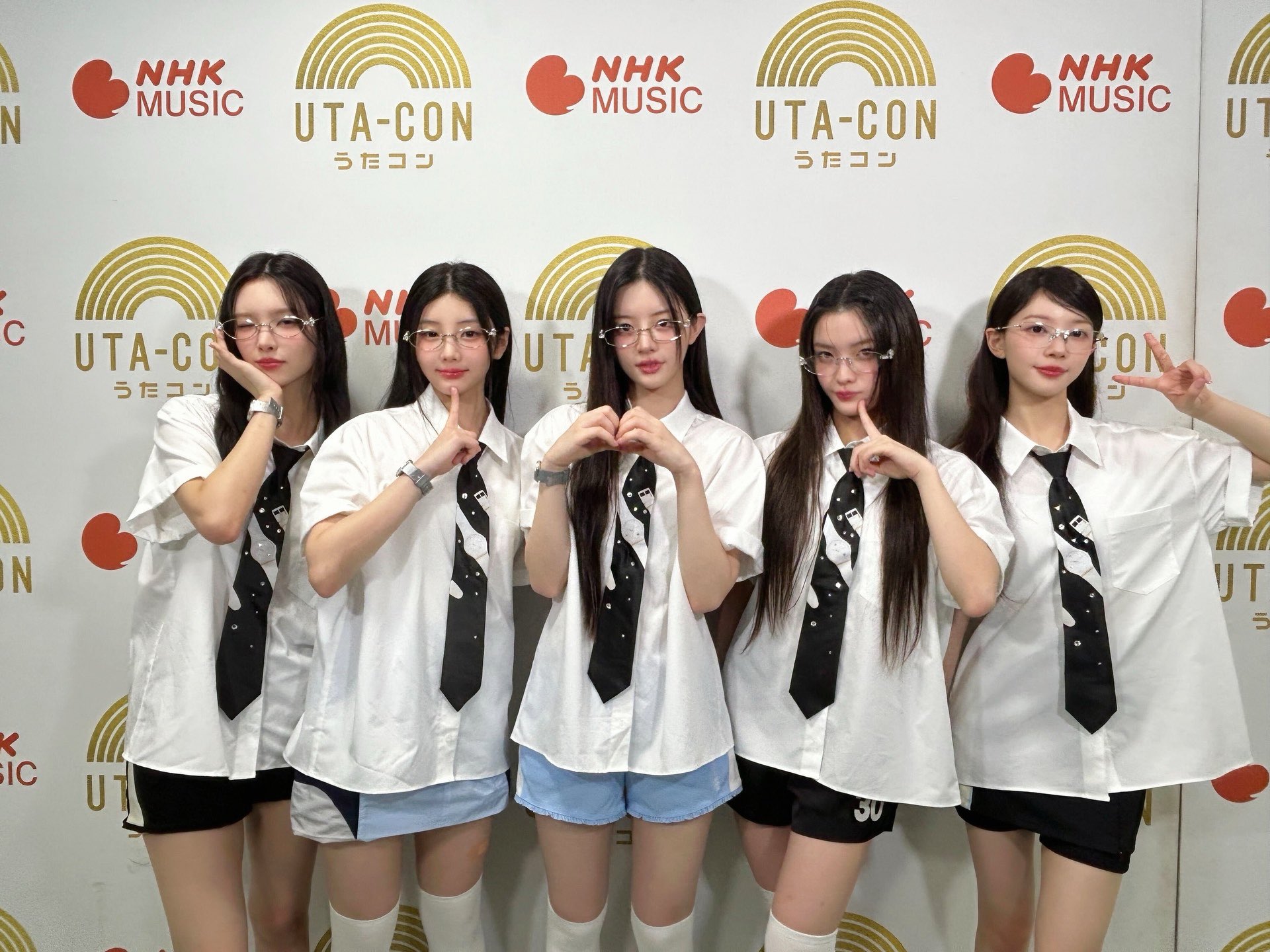 ILLIT ミンジュ MINJU あっちむいてほい　オフラインイベント　勝ち ILLIT VLOG📷💞】5/4 オフラインイベント ミンジュちゃんサイン