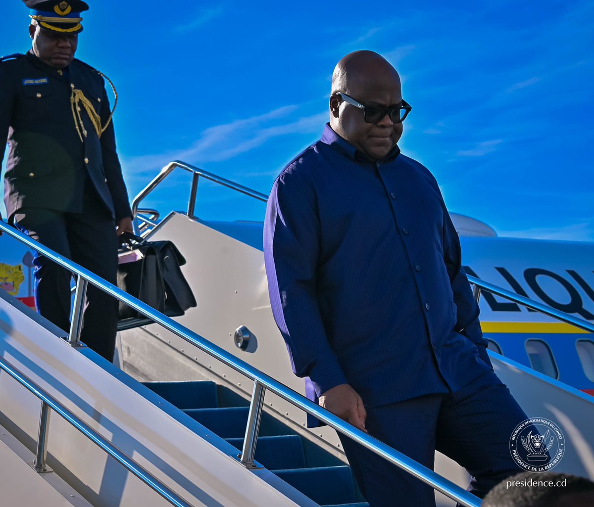 Urgent 🚨 🚨🚨
Dialogue politique : Tshisekedi maintient son cap, sans Katumbi ni Kabila

Le président de la République, Félix Tshisekedi, campe sur sa position : un dialogue entre opposants est envisageable pour la sortie du gouvernement d’union nationale, mais sans la