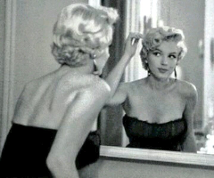 Buenos días 🌼 
#FelizMiércoles