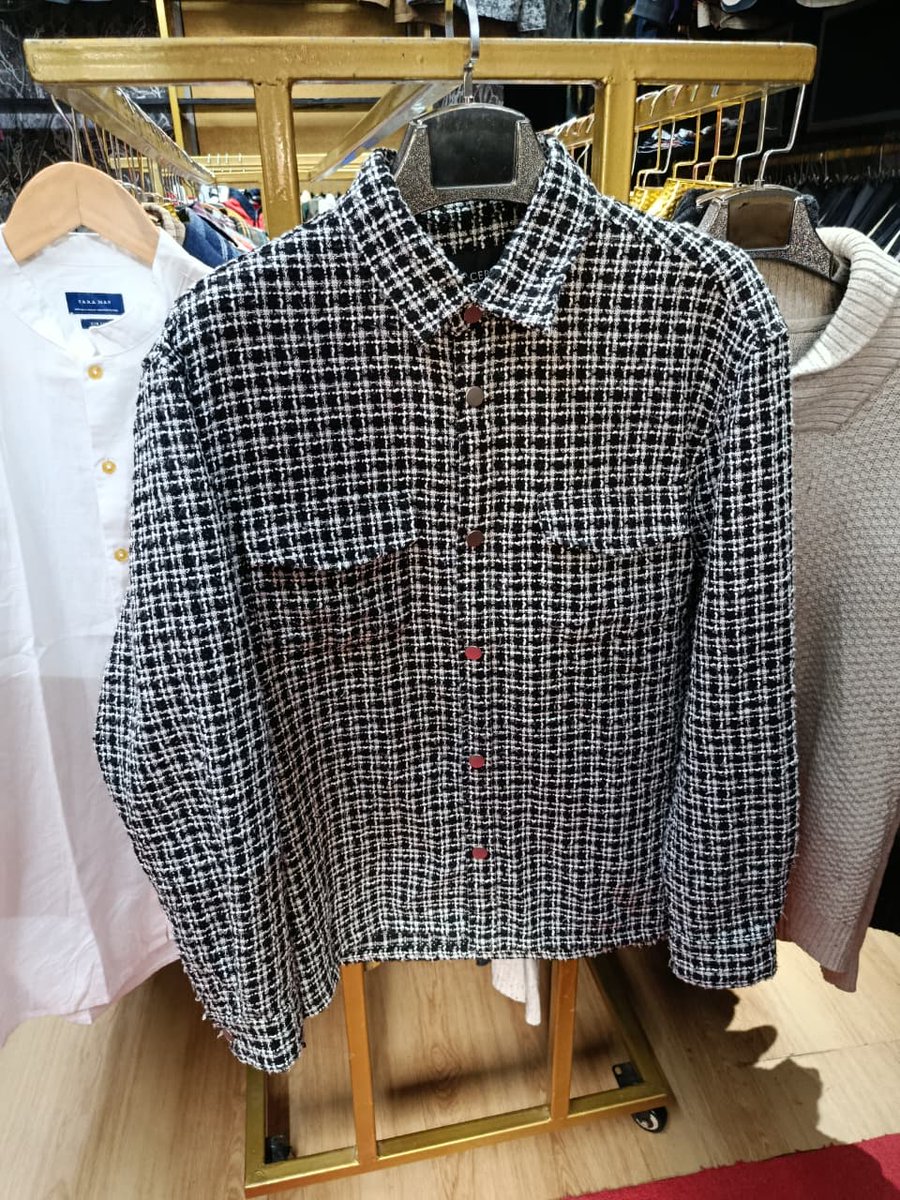 Sweaters And SHACKETs.
0721430970
1500.