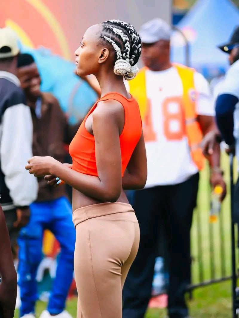 Nyash is loading. Don't laugh 😂 
Good morning, nyashless Association