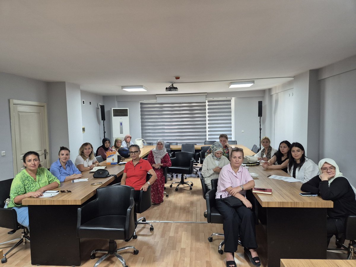 📍Antalya İl Başkanlığı

Haftalık Olağan Yönetim Kurulu Toplantısı, Teşkilat Başkanımız Deniz Ener başkanlığında gerçekleştirildi. Hayırlara vesile olmasını dilerim.

<a href="/tugbaisikercan/">Tuğba IŞIK ERCAN</a> 
<a href="/alicetin_07/">Ali Çetin</a>