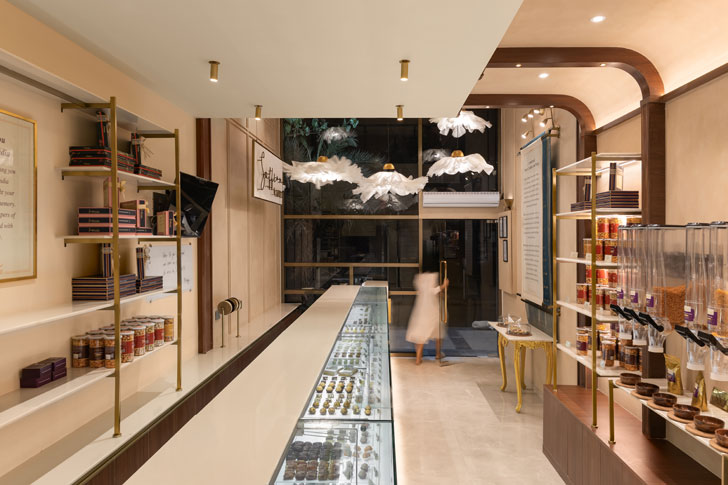 #RE:neev designs a luxury mithai boutique in Mumbai redefining tradition with craft, minimalism, and spatial storytelling blending heritage with contemporary design in a seamless sensory journey. indiaartndesign.com/designing-smal…