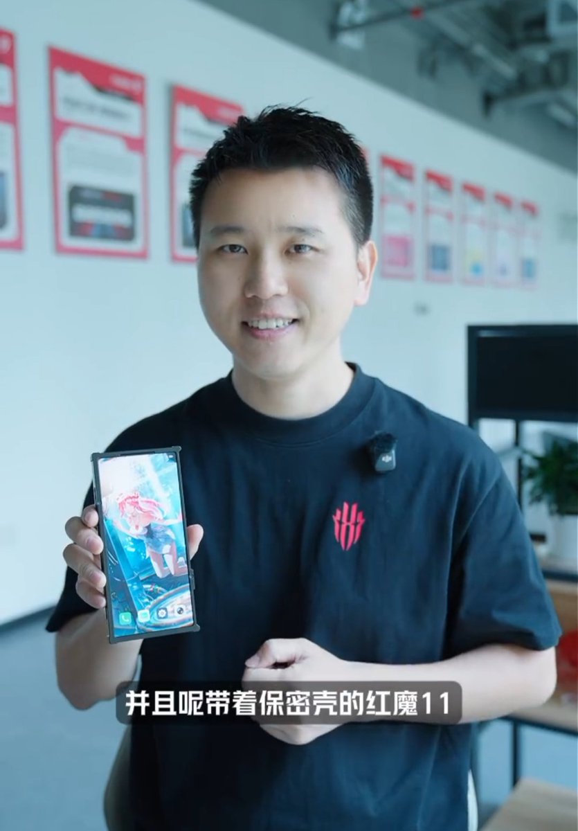 TechHome100's tweet image. RedMagic 11 Pro Series can be immersed in water.
▫️Full Screen Display
▫️No Notch. No Punch Hole
▫️Active Cooling Fan + Waterproofing 🥶
#RedMagic #RedMagic11Pro