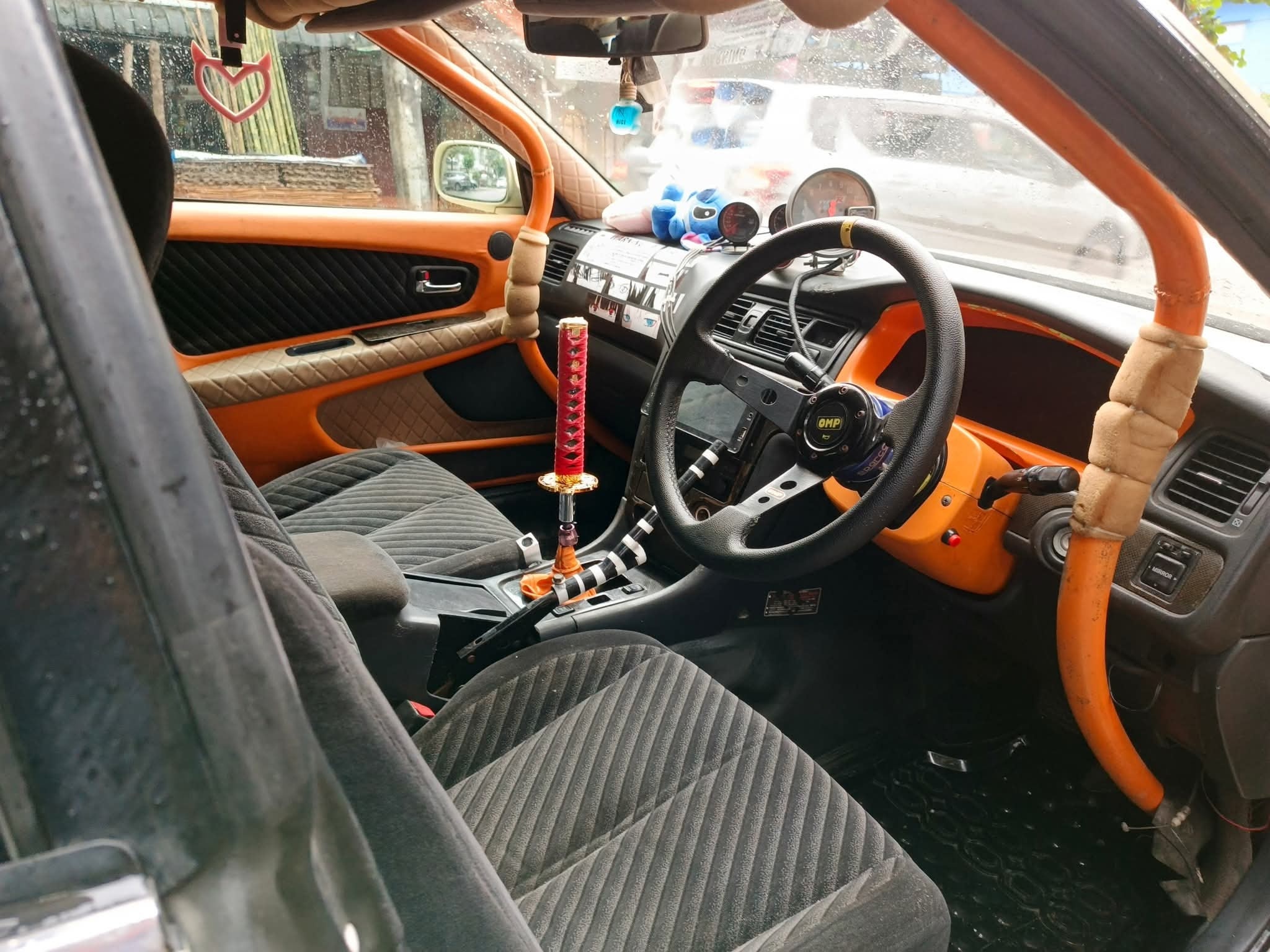 カーズ  街  セット Amazon.com: Aoshima Toyota Kunny'z JXX100 Chaser Tourer V